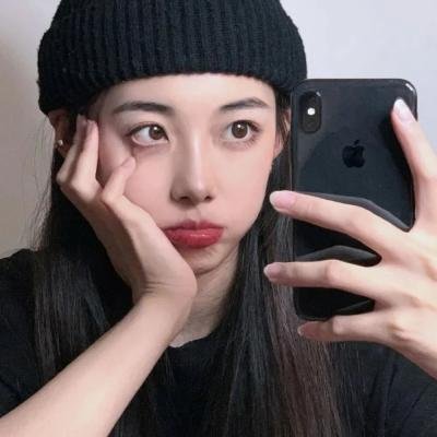 小姐嬉春
